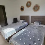 Villa Moderne De Standing Avec Piscine Privee A 400m De La - 4