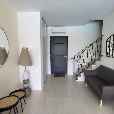 Villa 4 Piscine Privée à 400m De La Dans Résidence Neuve