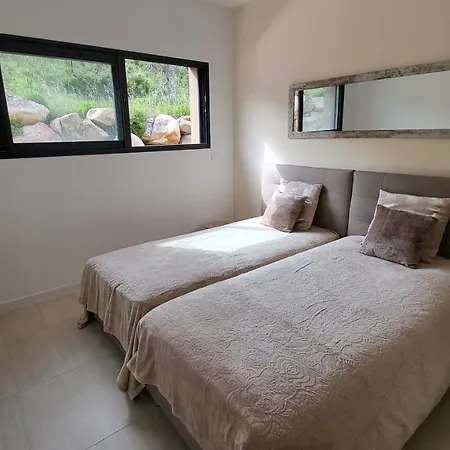 Moderne De Standing Avec Piscine Privee A 400m De La - 4 Villa