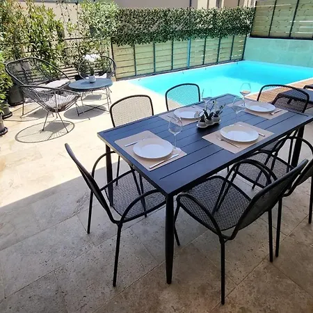 Moderne De Standing Avec Piscine Privee A 400m De La - 4 Villa