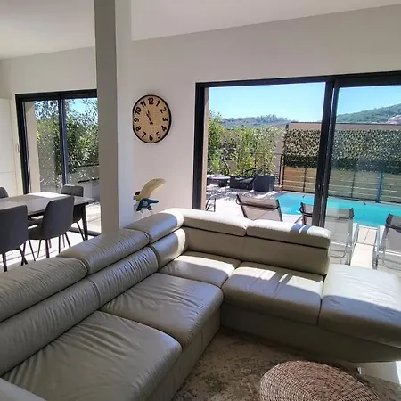 4 Piscine Privée à 400m De La Dans Résidence Neuve