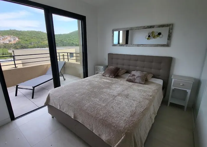 Moderne De Standing Avec Piscine Privee A 400m De La - 4 * Conca